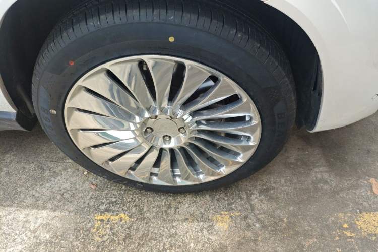 Used Mercedes-Benz GLE-Class  Right Front Wheel Hub
