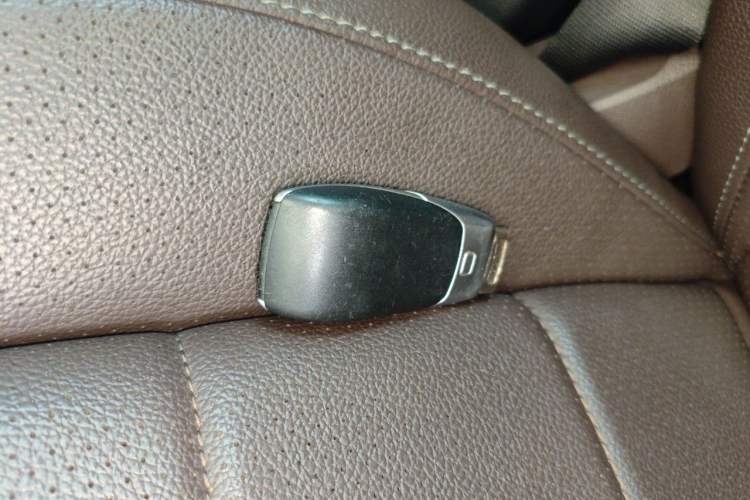 Used Mercedes-Benz GLE-Class  Vehicle Key
