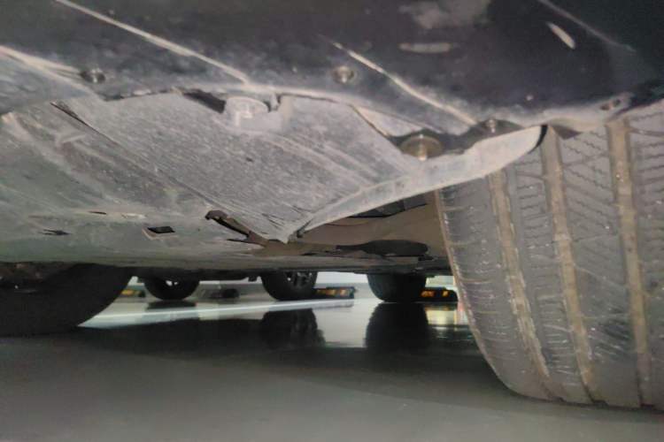 Used Mercedes-Benz GLE-Class  Chassis Front Left