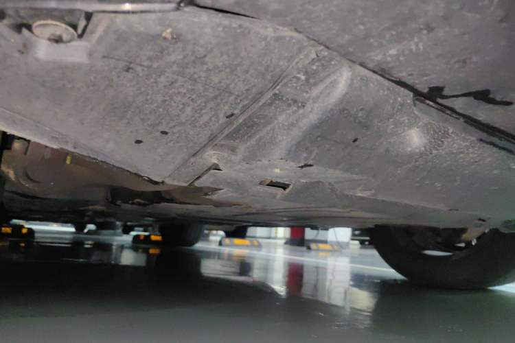 Used Mercedes-Benz GLE-Class  Chassis Front Right