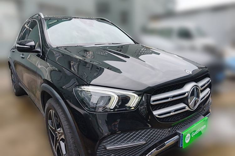 Used Mercedes-Benz GLE-Class 2022 GLE 350 4MATIC Dynamic Edition Front Right 45 Deg