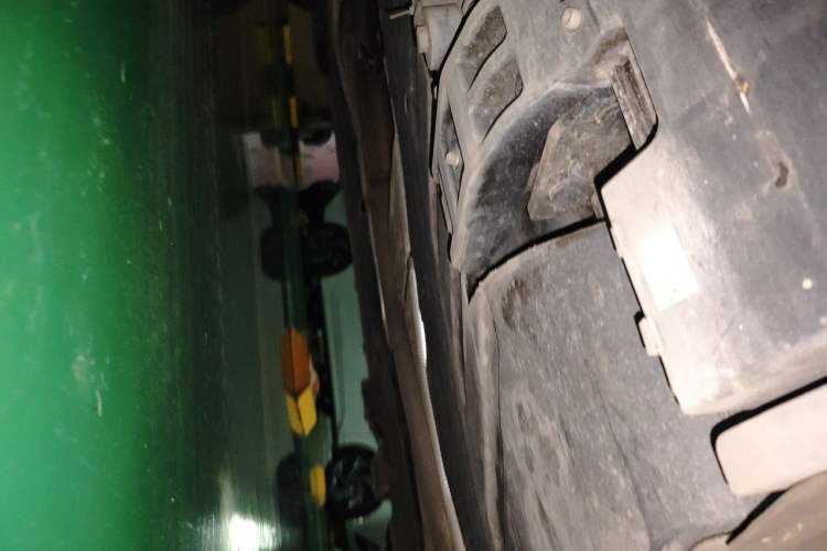 Used Mercedes-Benz GLE-Class 2023 GLE 450 4MATIC AMG Line Chassis Rear Left
