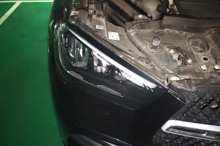 Used Mercedes-Benz GLE-Class 2023 GLE 450 4MATIC AMG Line Engine Bay Right