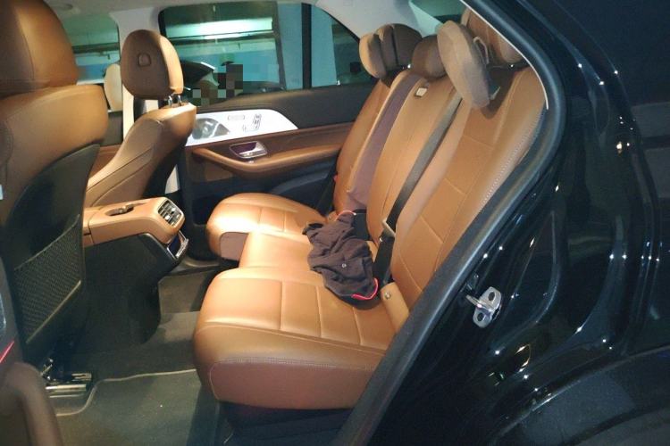 Used Mercedes-Benz GLE-Class 2023 GLE 450 4MATIC AMG Line Left Rear Seat