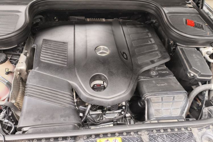 Used Mercedes-Benz GLE-Class 2024 GLE 450 4MATIC Stylish Model Engine Bay