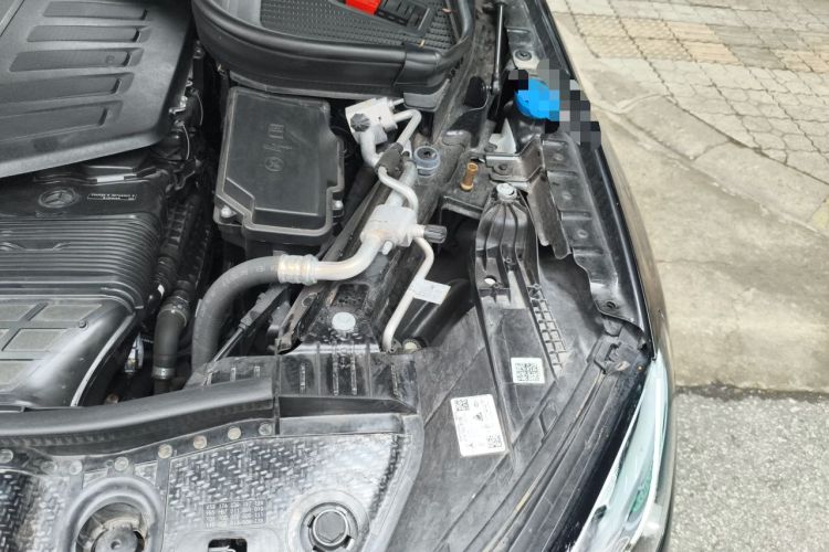 Used Mercedes-Benz GLE-Class 2024 GLE 450 4MATIC Stylish Model Engine Bay Left