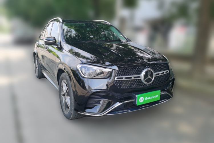 Used Mercedes-Benz GLE-Class 2024 GLE 450 4MATIC Stylish Model Front Right 45 Deg