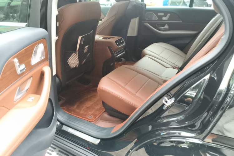 Used Mercedes-Benz GLE-Class 2024 GLE 450 4MATIC Stylish Model Left Rear Seat