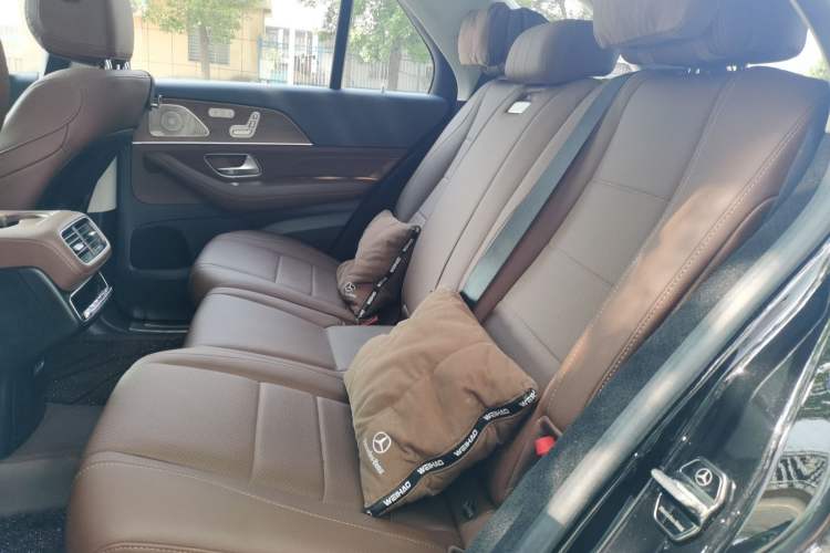 Used Mercedes-Benz GLE-Class 2024 GLE 450 4MATIC Stylish Model Left Rear Seat