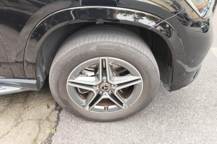 Used Mercedes-Benz GLE-Class 2024 GLE 450 4MATIC Stylish Model Right Front Wheel Hub