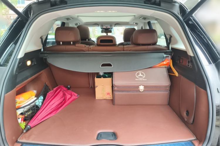 Used Mercedes-Benz GLE-Class 2024 GLE 450 4MATIC Stylish Model Trunk