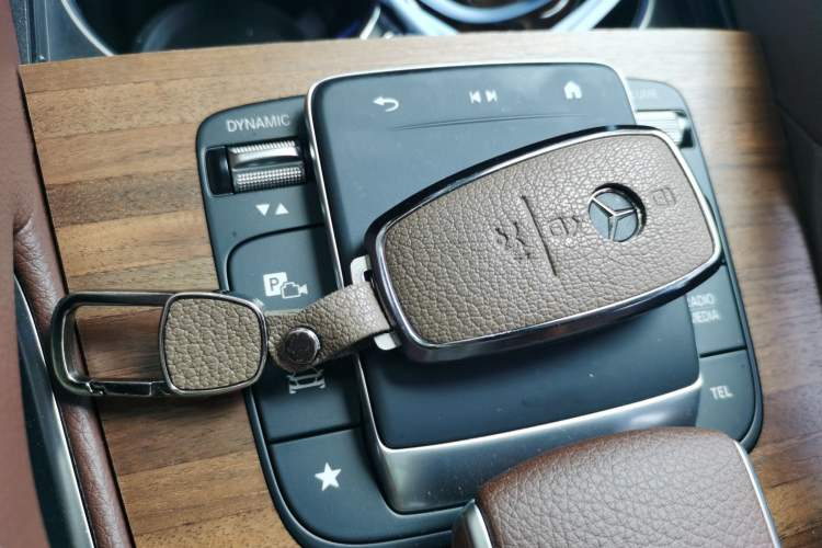 Used Mercedes-Benz GLE-Class 2024 GLE 450 4MATIC Stylish Model Vehicle Key