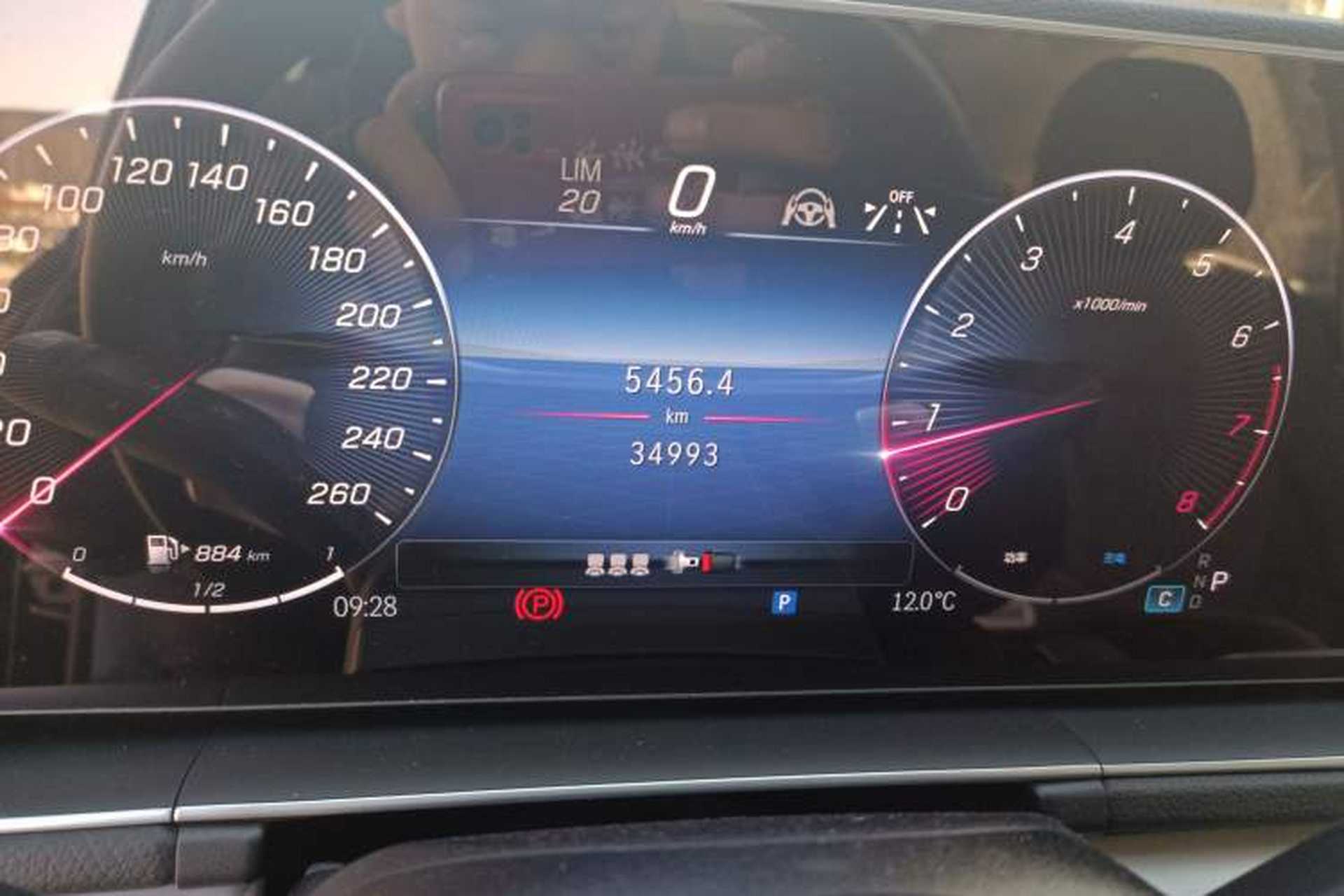Used Mercedes-Benz GLE-Class 2024 GLE 350 4MATIC Dynamic Edition Odometer Close Up