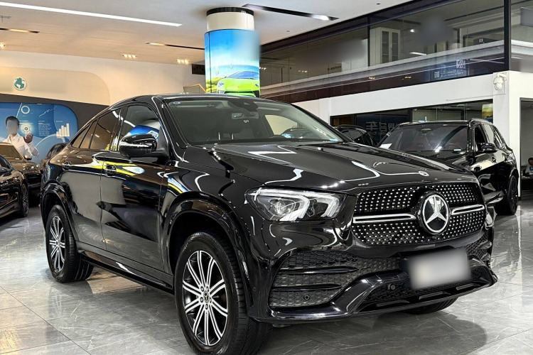 Used Mercedes-Benz GLE Coupe 2020 GLE 350 4MATIC Coupe SUV Luxury Model Exterior 2