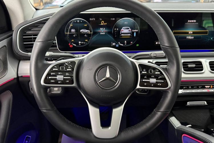 Used Mercedes-Benz GLE Coupe 2020 GLE 350 4MATIC Coupe SUV Luxury Model Interior 3
