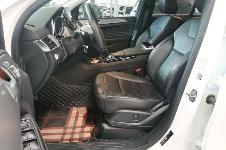 Used Mercedes-Benz GLE Coupe 2018 GLE 320 4MATIC Coupe SUV Left Front Seat