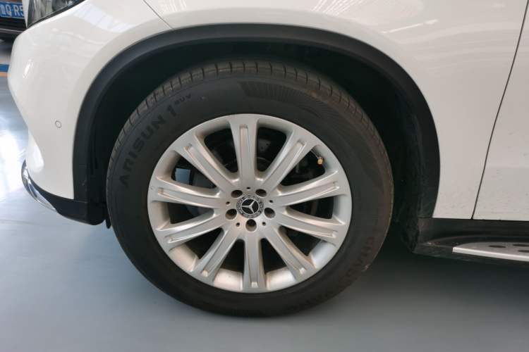 Used Mercedes-Benz GLE Coupe 2018 GLE 320 4MATIC Coupe SUV Left Front Wheel Hub