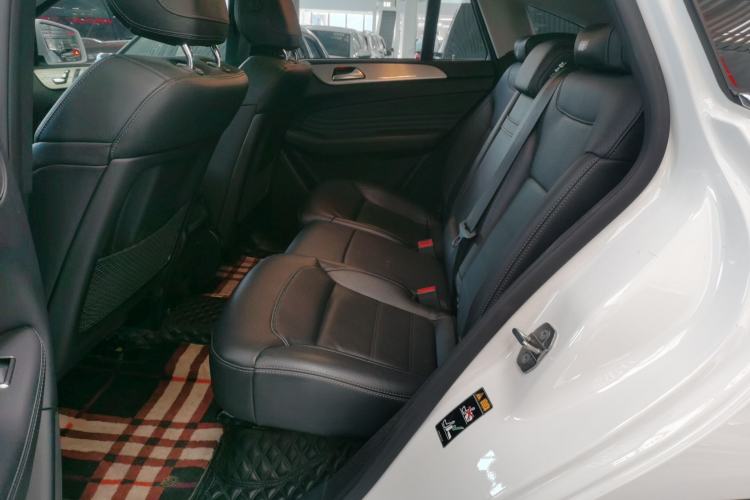 Used Mercedes-Benz GLE Coupe 2018 GLE 320 4MATIC Coupe SUV Left Rear Seat