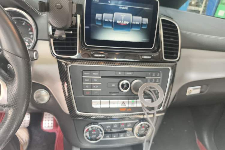 Used Mercedes-Benz GLE Coupe 2015 GLE 450 AMG 4MATIC Coupe SUV Audio And AC Panel