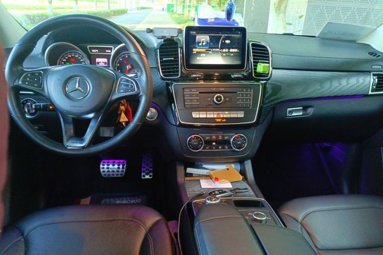 Used Mercedes-Benz GLE Coupe 2015 GLE 320 4MATIC Coupe SUV Center Console