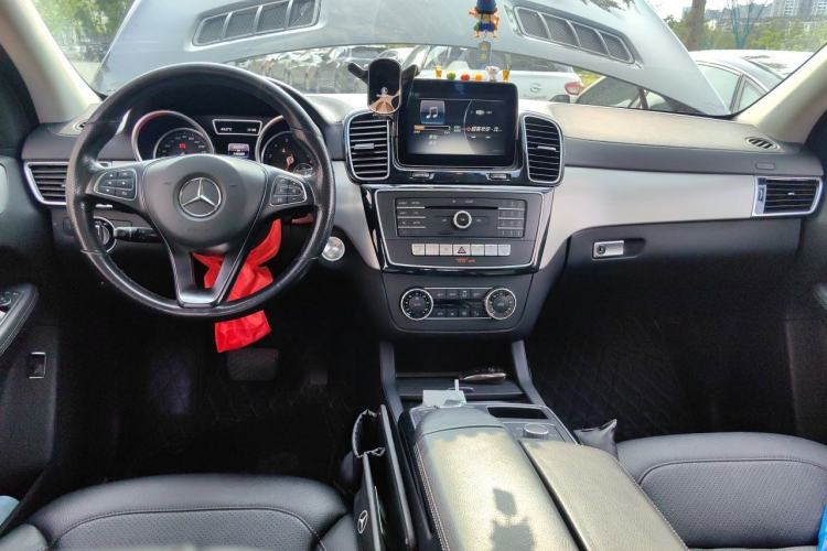 Used Mercedes-Benz GLE Coupe 2015 GLE 320 4MATIC Coupe SUV Center Console