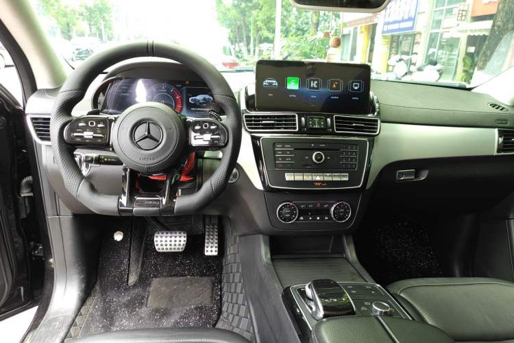 Used Mercedes-Benz GLE Coupe 2015 GLE 450 AMG 4MATIC Coupe SUV Center Console