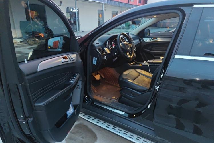 Used Mercedes-Benz GLE Coupe 2015 GLE 320 4MATIC Coupe SUV Driver Seat