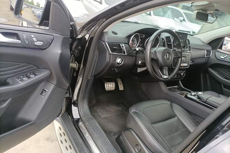 Used Mercedes-Benz GLE Coupe 2015 GLE 320 4MATIC Coupe SUV Driver Seat