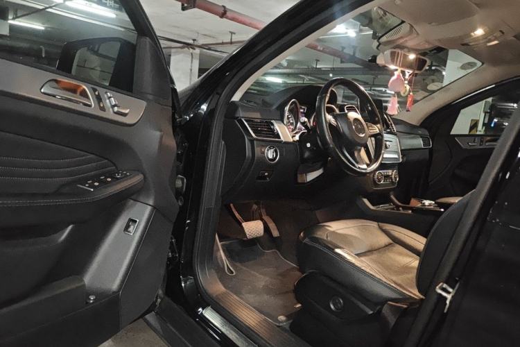 Used Mercedes-Benz GLE Coupe 2015 GLE 320 4MATIC Coupe SUV Driver Seat