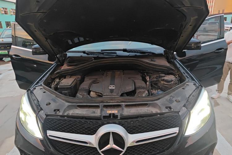 Used Mercedes-Benz GLE Coupe 2015 GLE 320 4MATIC Coupe SUV Engine Bay