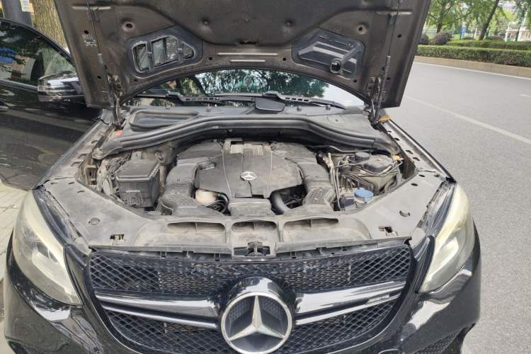 Used Mercedes-Benz GLE Coupe 2015 GLE 320 4MATIC Coupe SUV Engine Bay