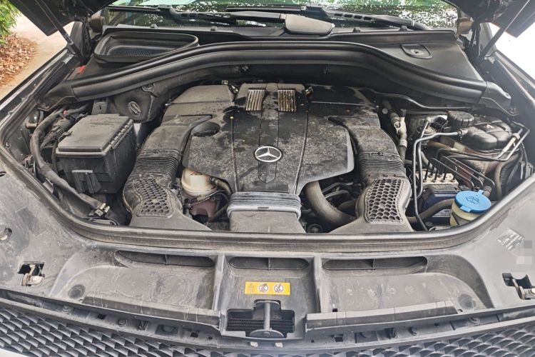 Used Mercedes-Benz GLE Coupe 2015 GLE 320 4MATIC Coupe SUV Engine Bay