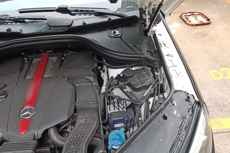 Used Mercedes-Benz GLE Coupe 2015 GLE 320 4MATIC Coupe SUV Engine Bay Left