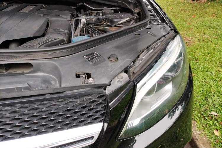 Used Mercedes-Benz GLE Coupe 2015 GLE 400 4MATIC Coupe SUV Engine Bay Left