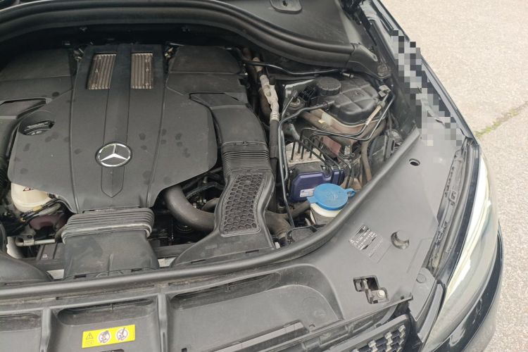 Used Mercedes-Benz GLE Coupe 2015 GLE 320 4MATIC Coupe SUV Engine Bay Left