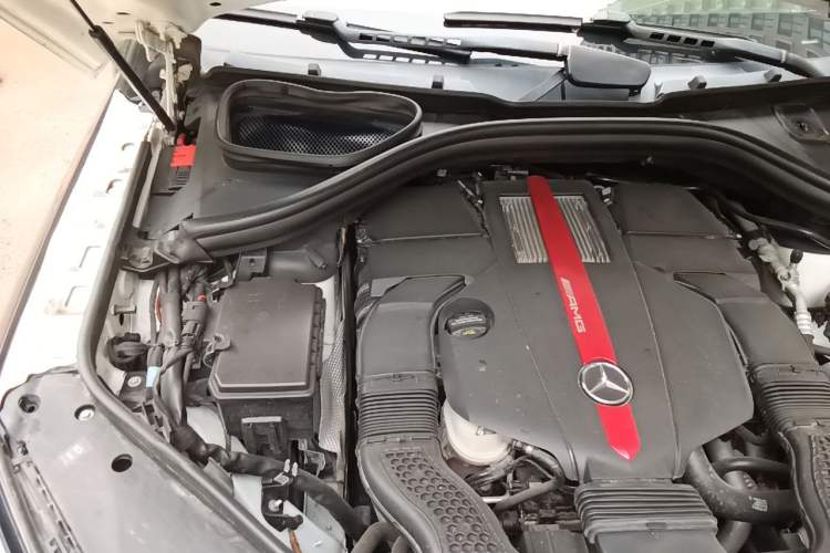 Used Mercedes-Benz GLE Coupe 2015 GLE 320 4MATIC Coupe SUV Engine Bay Right