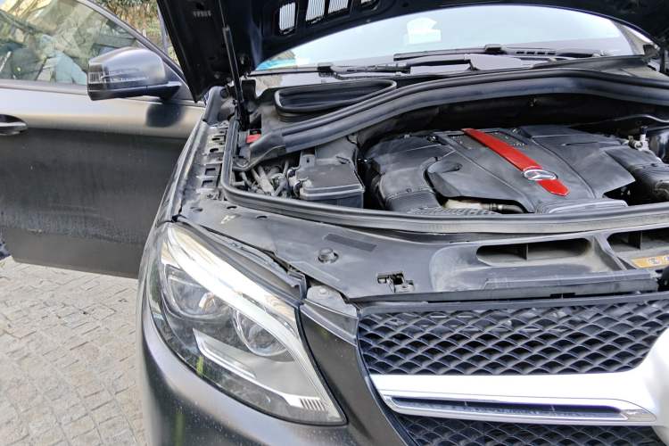 Used Mercedes-Benz GLE Coupe 2015 GLE 320 4MATIC Coupe SUV Engine Bay Right