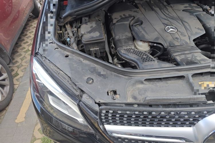 Used Mercedes-Benz GLE Coupe 2015 GLE 400 4MATIC Coupe SUV Engine Bay Right