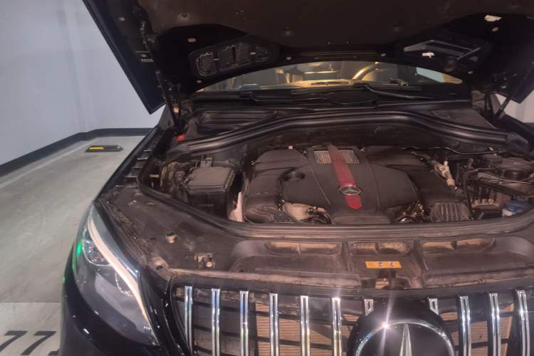 Used Mercedes-Benz GLE Coupe 2015 GLE 450 AMG 4MATIC Coupe SUV Engine Bay Right