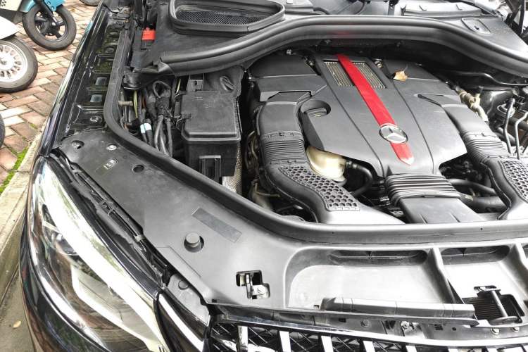 Used Mercedes-Benz GLE Coupe 2015 GLE 450 AMG 4MATIC Coupe SUV Engine Bay Right