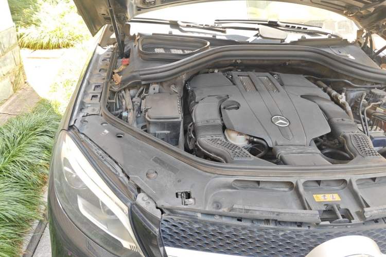 Used Mercedes-Benz GLE Coupe 2015 GLE 400 4MATIC Coupe SUV Engine Bay Right