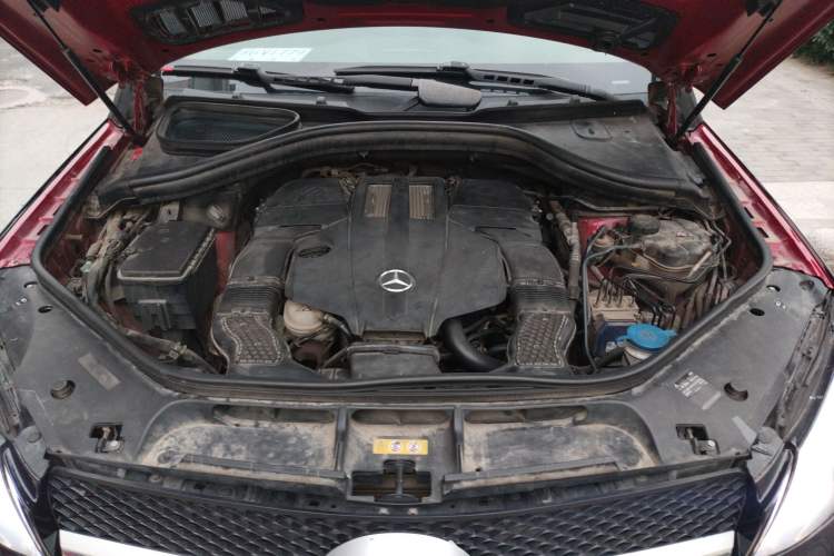 Used Mercedes-Benz GLE Coupe 2015 GLE 320 4MATIC Coupe SUV Engine Bay
