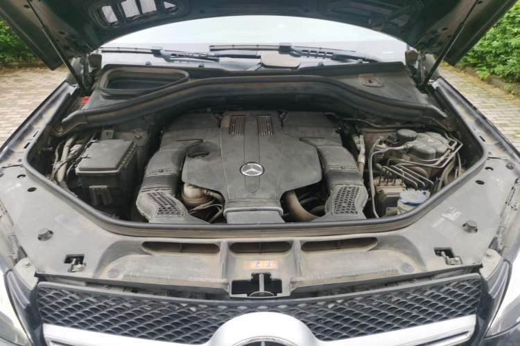 Used Mercedes-Benz GLE Coupe 2015 GLE 320 4MATIC Coupe SUV Engine Bay