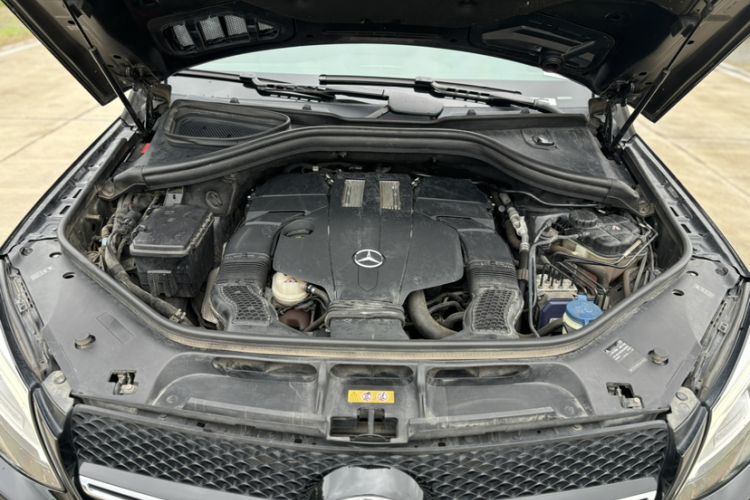 Used Mercedes-Benz GLE Coupe 2015 GLE 320 4MATIC Coupe SUV Engine Bay