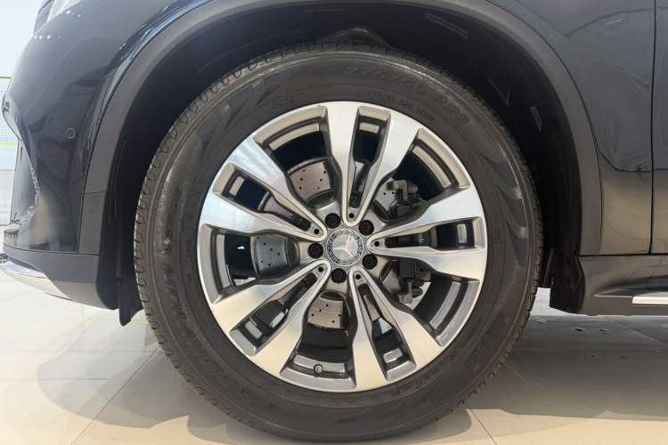 Used Mercedes-Benz GLE Coupe 2015 GLE 400 4MATIC Coupe SUV Exterior 6