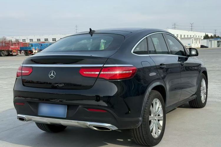 Used Mercedes-Benz GLE Coupe 2015 GLE 320 4MATIC Coupe SUV Exterior 6