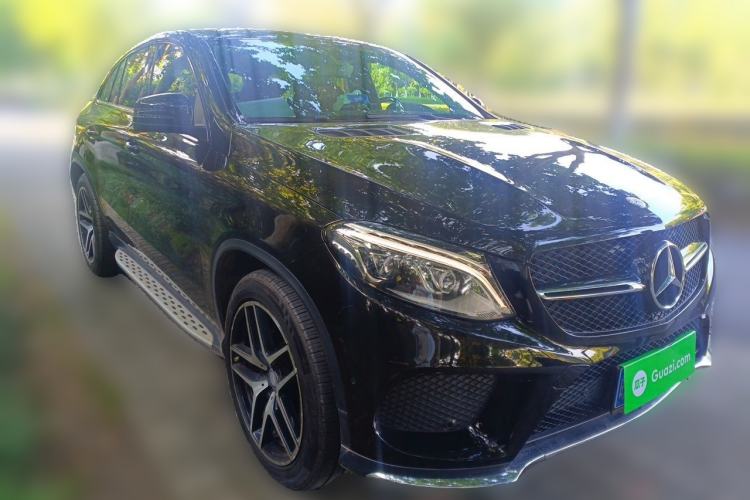 Used Mercedes-Benz GLE Coupe 2015 GLE 320 4MATIC Coupe SUV Front Right 45 Deg