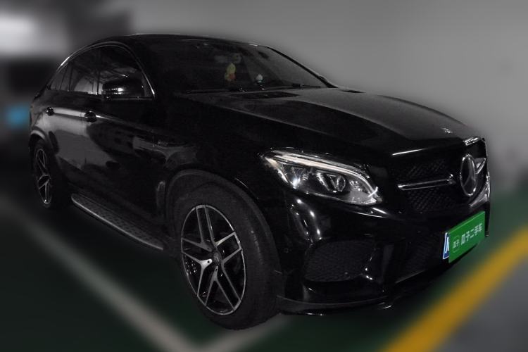 Used Mercedes-Benz GLE Coupe 2015 GLE 450 AMG 4MATIC Coupe SUV Front Right 45 Deg