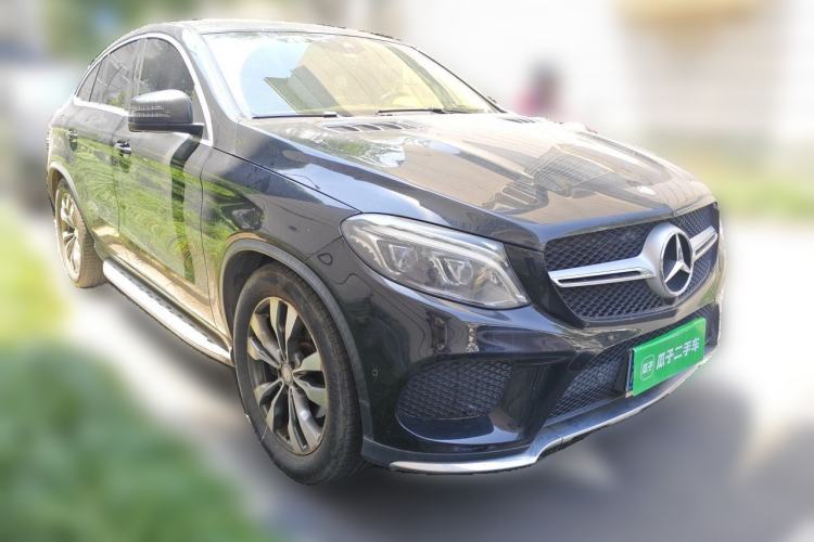 Used Mercedes-Benz GLE Coupe 2015 GLE 400 4MATIC Coupe SUV Front Right 45 Deg