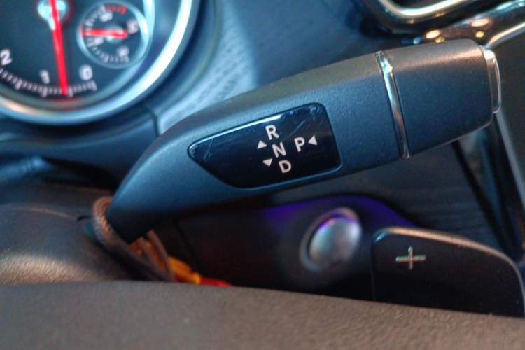 Used Mercedes-Benz GLE Coupe 2015 GLE 320 4MATIC Coupe SUV Gear Lever